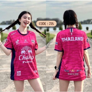 ใหม่ เสื้อยืด ลายทีมชาติไทย (เสื้อผ้า) พร้อมส่ง