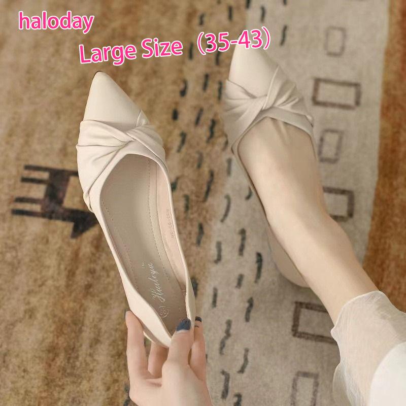 35-43 ขนาดรองเท้าผู้หญิงขนาดใหญ่✨ลมเย็นรองเท้าแบนผู้หญิง 41 All-Match รองเท้าอ่อนโยน Pointed Toe ปากตื้น Classy French รองเท้า 42
