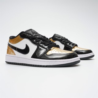 รองเท้ากีฬา รองเท้าบาสเก็ตบอล Air Jordan 1 AJ1 low gold Toe สีดํา สีทอง สไตล์เรโทร