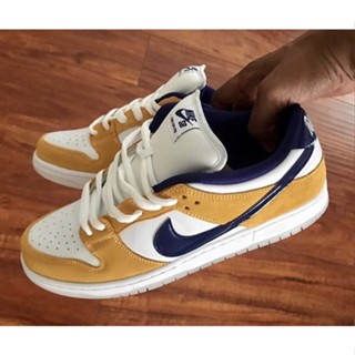 Dunk SB Low Pro "laser orange" Funds Laker รองเท้าผ้าใบลําลอง สําหรับผู้ชาย ผู้หญิง เหมาะกับการวิ่ง