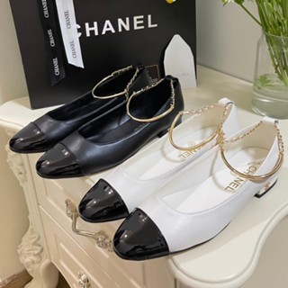 [พร้อมส่ง] Chanel รองเท้าส้นแบน หัวกลม ปากตื้น แต่งสายโซ่ ขนาดเล็ก สําหรับผู้หญิง