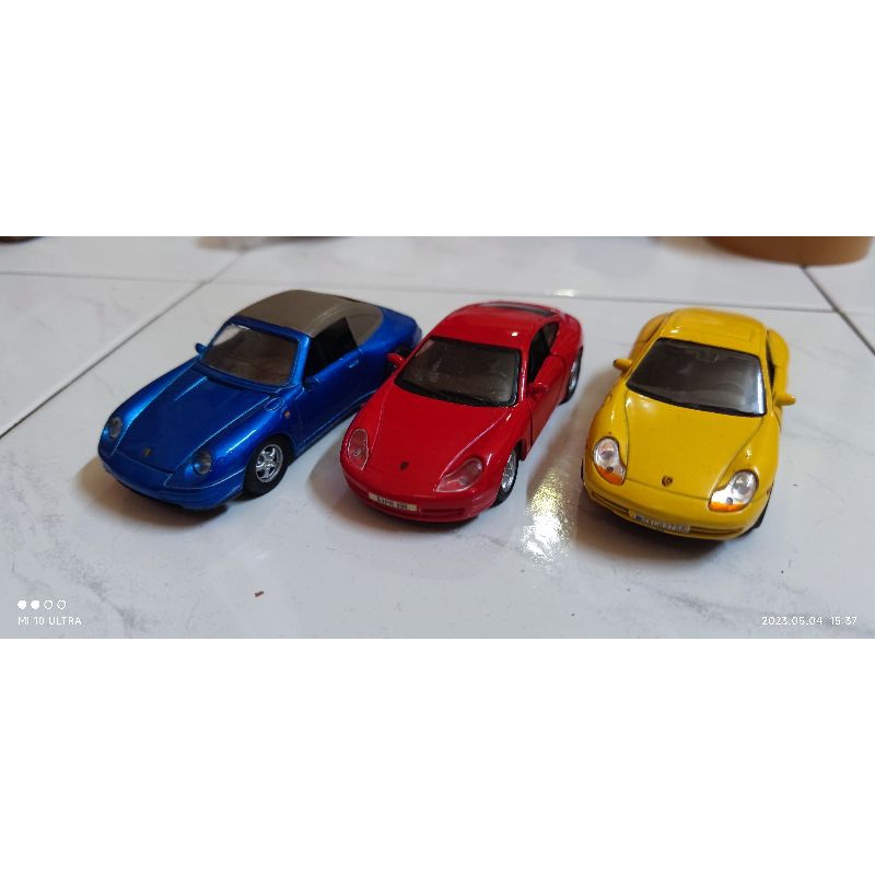 maisto welly 1/38 porsche 911 carrera cabriolet