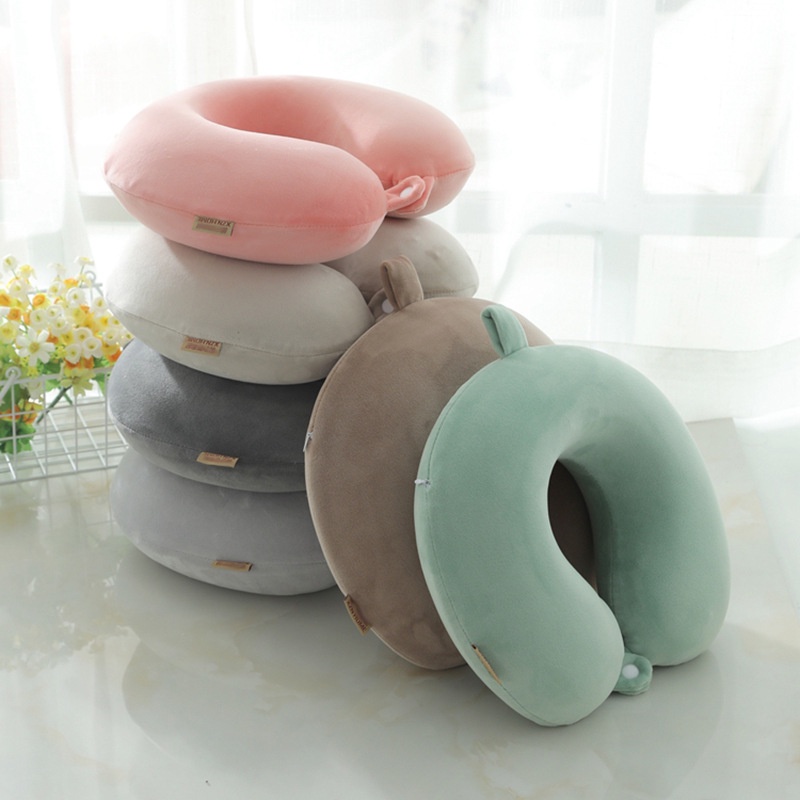 หมอนรองคอ Neck Pillow หมอนมีกระดุมล็อค ใช้ใยสังเคราะห์เกรดAโพลีเอสเตอร์คุณภาพพรีเมี่ยม มีโรงงานผลิตเองมืออาชีพเรื่องหมอน