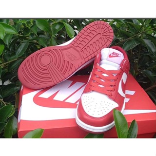 Real photos SB Dunk Low SP “University Red” รองเท้าลําลอง สําหรับผู้ชาย และผู้หญิง CU1727-100