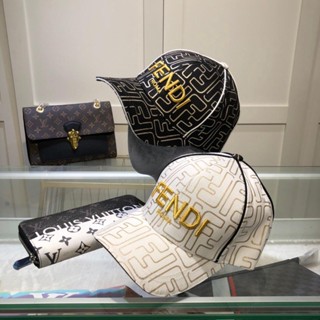 Fendi ใหม่ หมวกเบสบอล ปักลายตัวอักษร F 3D กันแดด อเนกประสงค์ สไตล์ตะวันตก สําหรับผู้หญิง