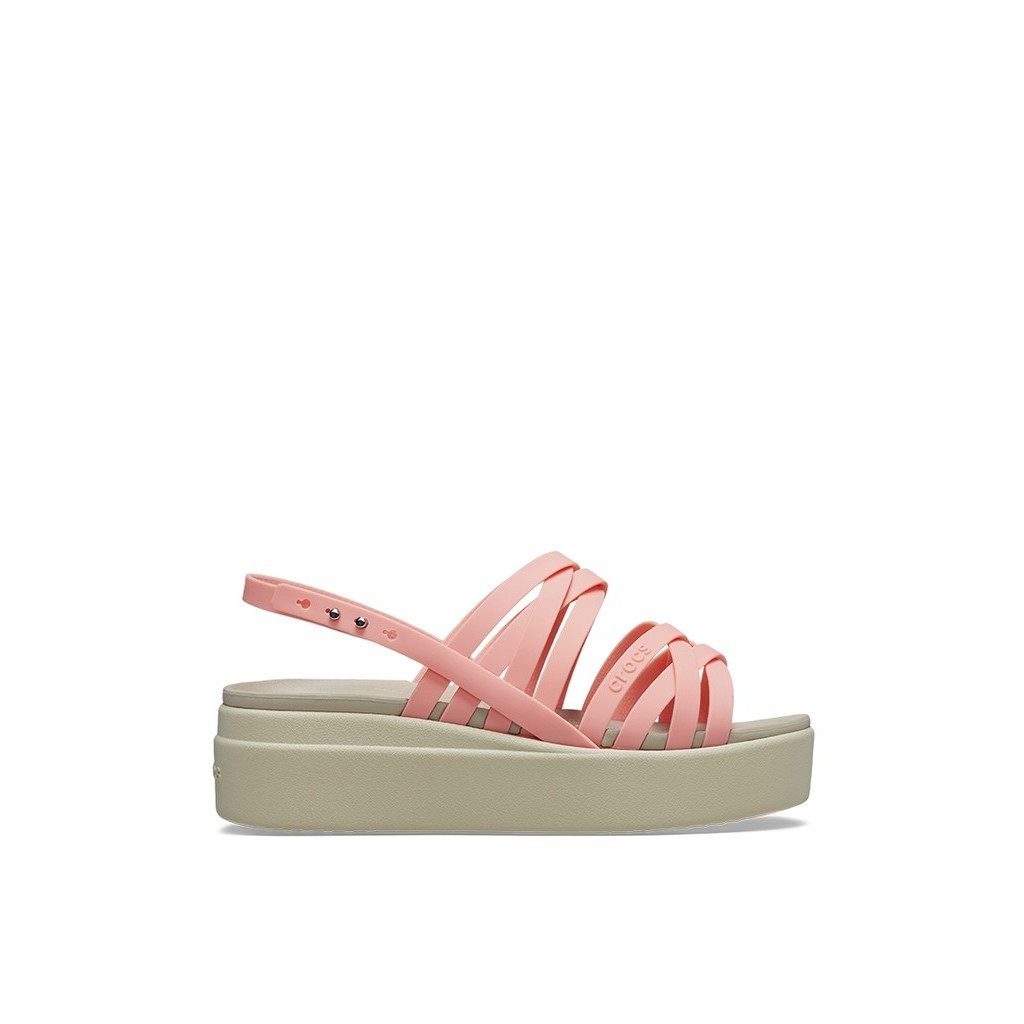 Crocs - Brooklyn Strappy Low Wedge Sandals (หญิง - Pale Blush/Cobblestone)