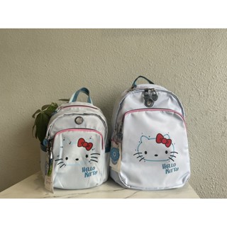 Kipling x Hello Kitty Co-Branded Limited Edition กระเป๋าเป้สะพายหลัง ขนาดกลาง สีฟ้า พิมพ์ลายน่ารัก เหมาะกับการพกพาเดินทาง 6234