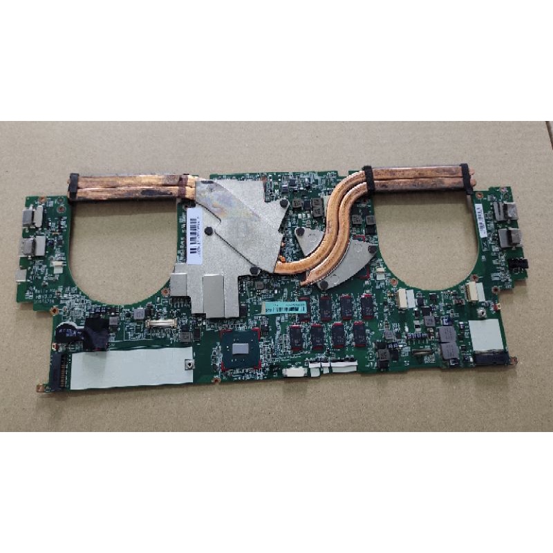 Razer รุ่น RZ09-01655 เมนบอร์ด Intel core i7-6700HQ Nvidia GeForce GTX 970m