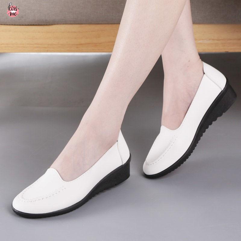 SU1 Kasut Jururawat Putih Nurse Slip Buckle Flat Shoes Nurse White Shoes
