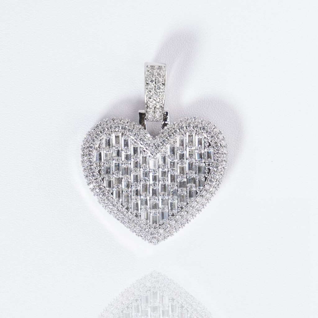 2HYPE Iced-Out จี้หัวใจ Baguette