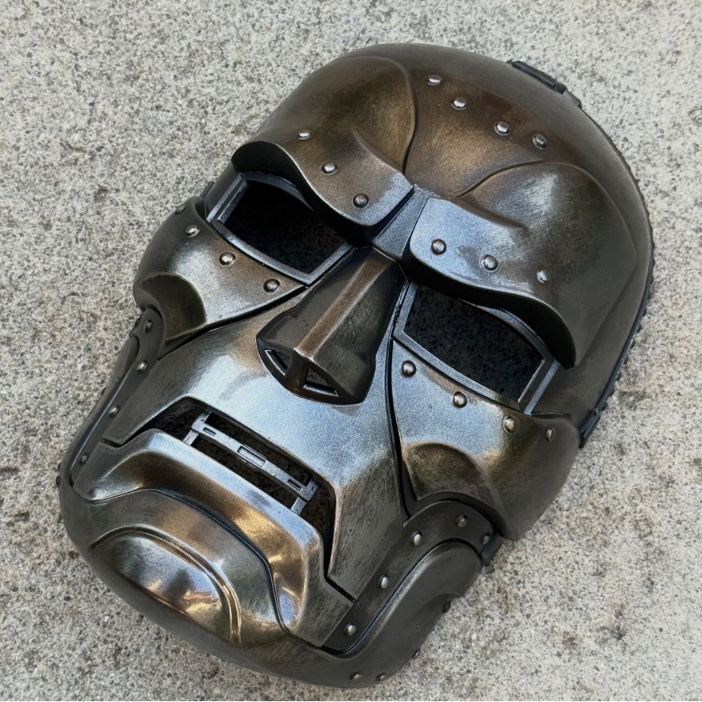 Doomsday หน้ากากหนัง avengers ที่ถูกต้อง 100% dr doom