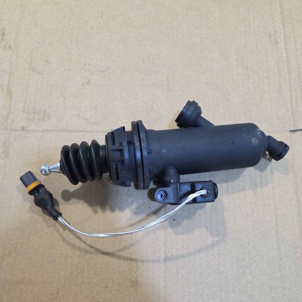 MAN ECT TGA CLUTCH MASTER CYLINDER (ไต้หวัน)- 81.30715.6154