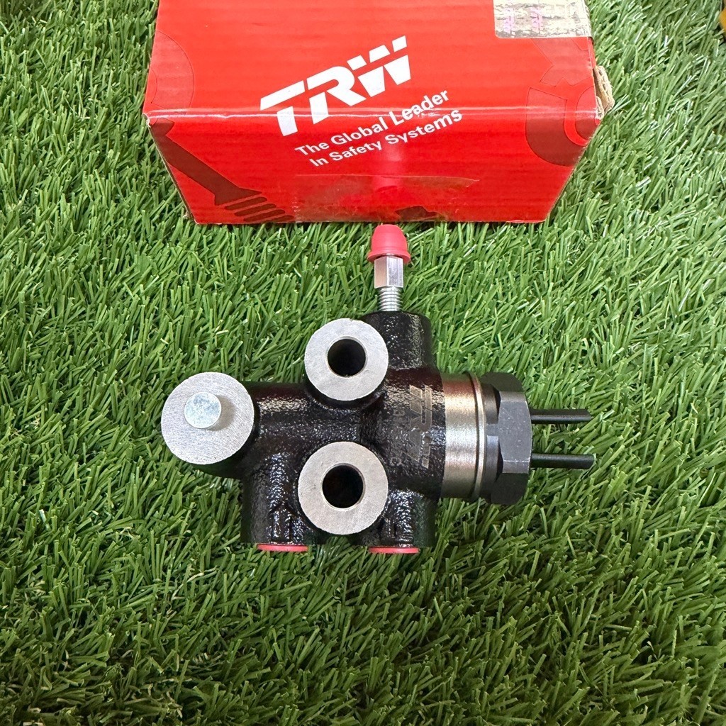 (TRW) TOYOTA HILUX KUN25 BRAKE BODY PUMP (47910-0K020)