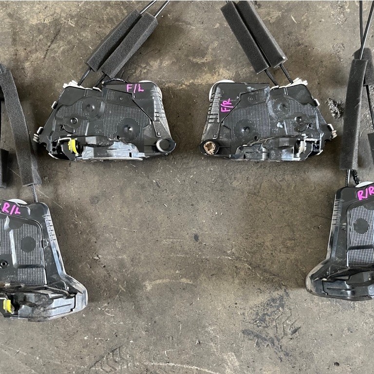 Honda Jazz Fit Central Lock / ล็อคด้านในประตูสําหรับ GK3 GK5 T5A