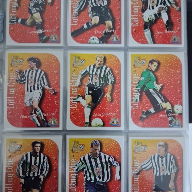 Futera Newcastle United 1999 ชุดการ์ดสะสมฟุตบอล 9 ใบ
