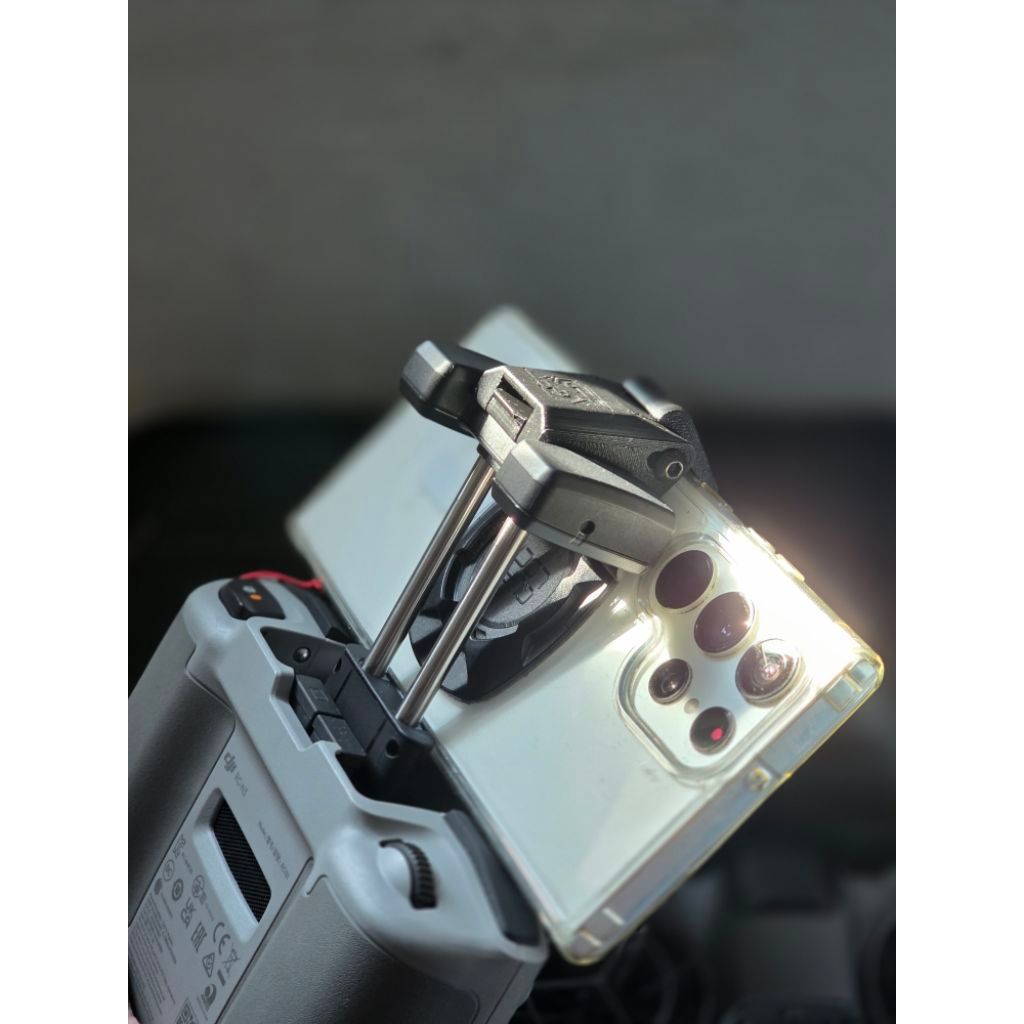 DJI RC-N3 ที่วางโทรศัพท์ที่รวดเร็วและง่ายเป็นพิเศษสําหรับตัวควบคุม Dji rc n3