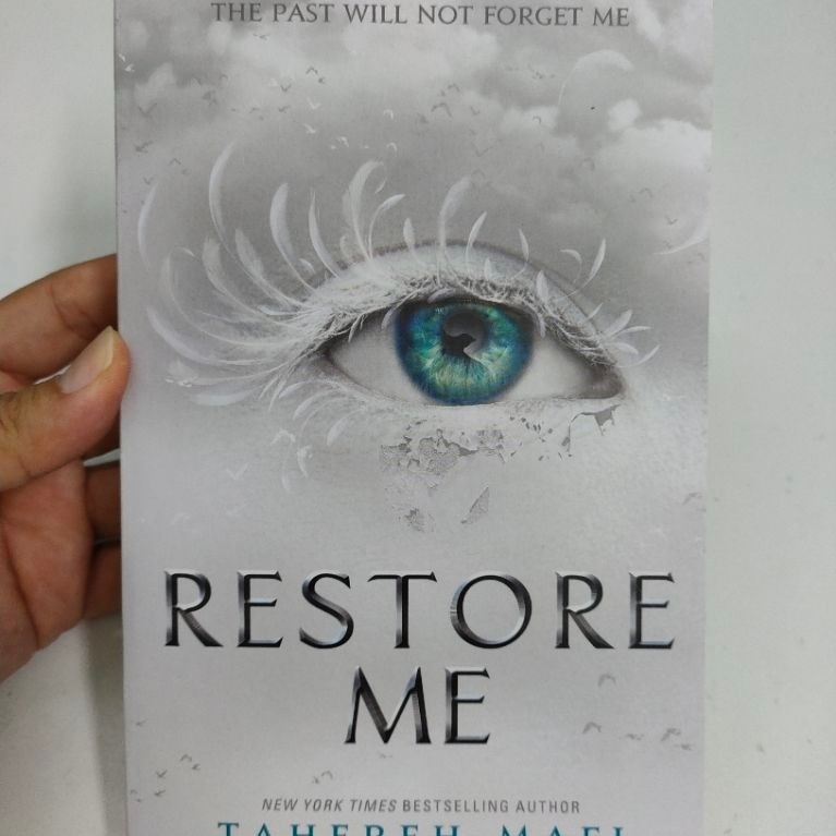 [BB] Restore Me by Tahereh Mafi (YA / Dystopian / Romance / Sci-Fi)