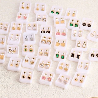 หลากหลายทางเลือกประณีตสแตนเลสขนาดเล็ก Electroplating 18K Gold ต่างหูขนาดเล็กแฟชั่นหรูหราต่างหูสาว