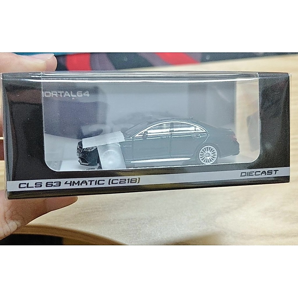 MORTAL Mercedes-Benz CLS 63 4MATIC (C218) mortal Emerald Mercedes-Benz CLS63 ครอบหน้ามรกตสามารถเปิดไ
