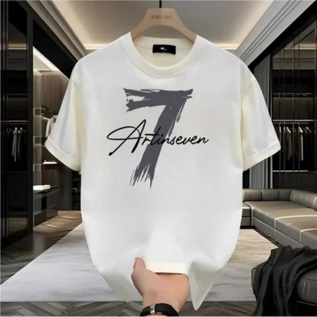 Streetwear Tshirt Cool Number 7 Cursive Fon หน้าอกด้านหน้าเสื้อแฟชั่นขนาดใหญ่