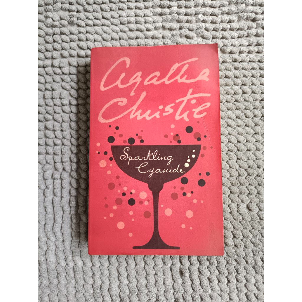 Sparkling Cyanide (Colonel Race 4) โดย Agatha Christie