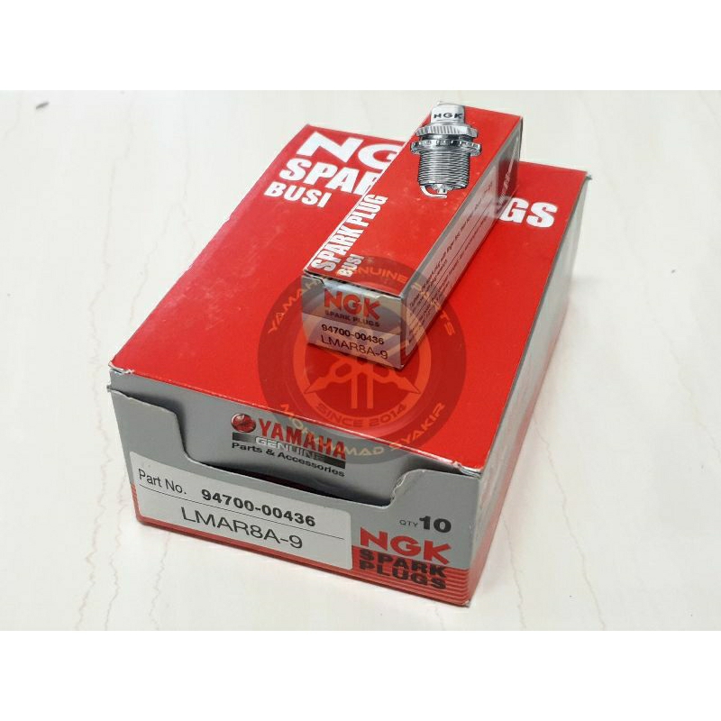 YAMAHA MT25,MT07,XMAX SPARK PLUG LMAR8A-9