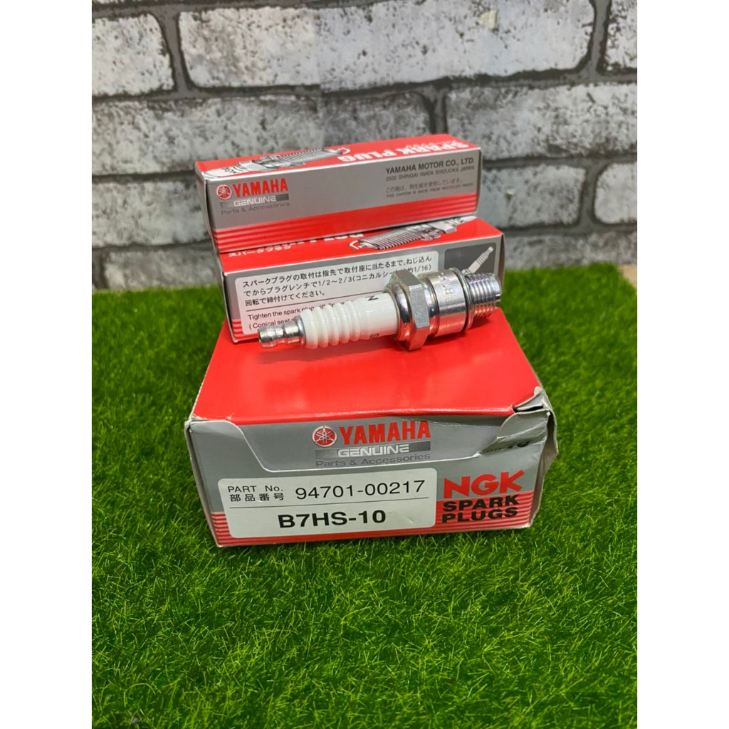 หัวเทียน Yamaha B7HS-10