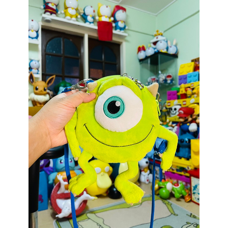 MIKE WAZAOSKI PASSPORT HOLDER MONSTER INC DISNEY