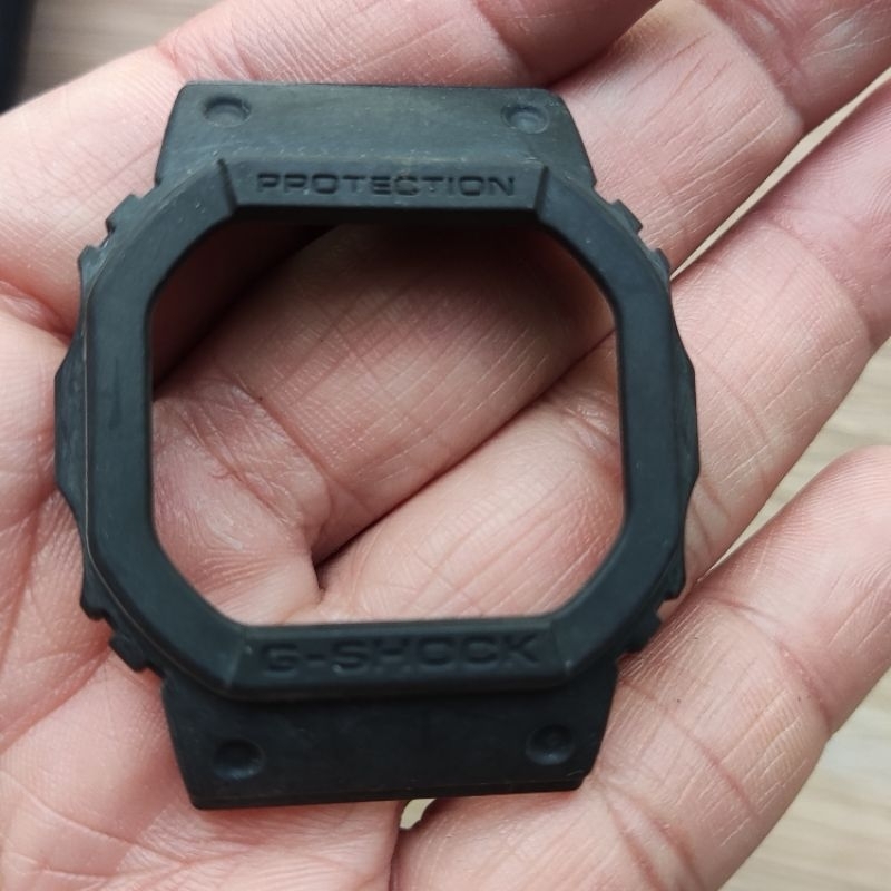 Gshock Bezel DW5600BB