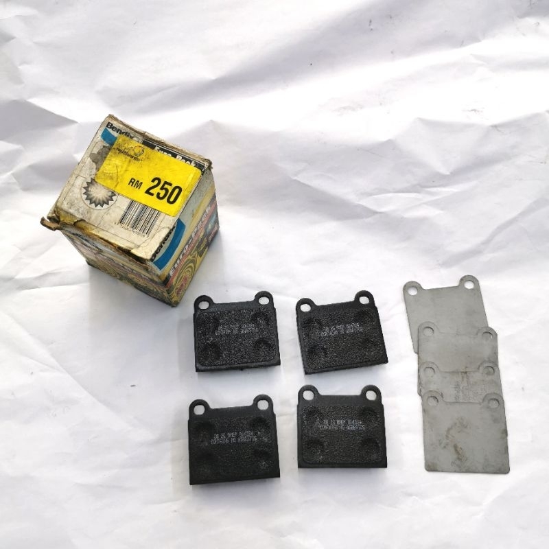 Mercedez-Benz W123 / W126 ผ้าเบรคหลัง Bendix - DB2G