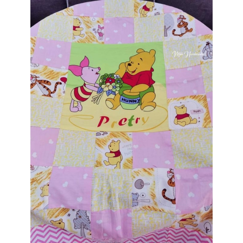 WINNIE THE POOH PATCHWORK BLANKET Fuji รีดเสื้อผ้าพัดลมมือถือ
