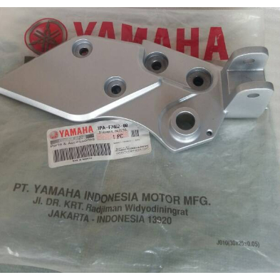 FZ FZ150i ใหม่ V3 V4 FZ150 BRACKET FOOTREST STEP KAKI RIGHT SIDE - 1PA-F7462-00