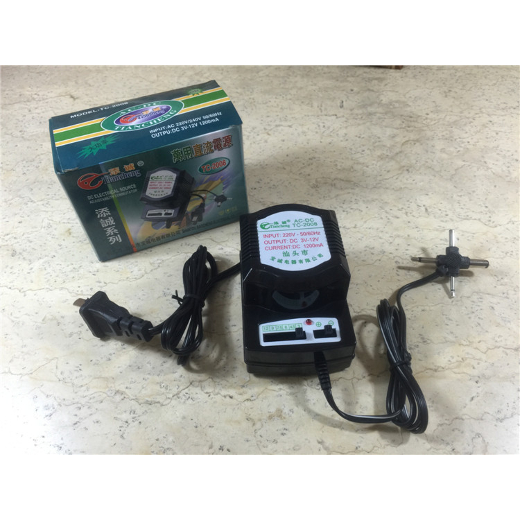 1200mA AC - DC แหล่งจ่ายไฟแบบปรับได้ AC220V ถึง DC3V DC4.5V DC6V DC7.5V DC9V DC12V คุณภาพดี