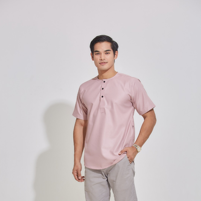 Mikaia Kurta Raya warna Dusty Pink Belacan แขนสั้น