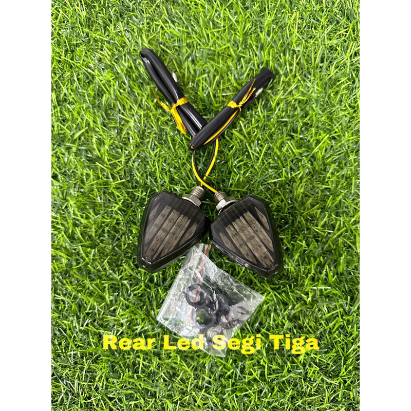 โคมไฟสัญญาณ Led ด้านหลังสากล Y15 Y15ZR ด้านหลัง Segi Tiga