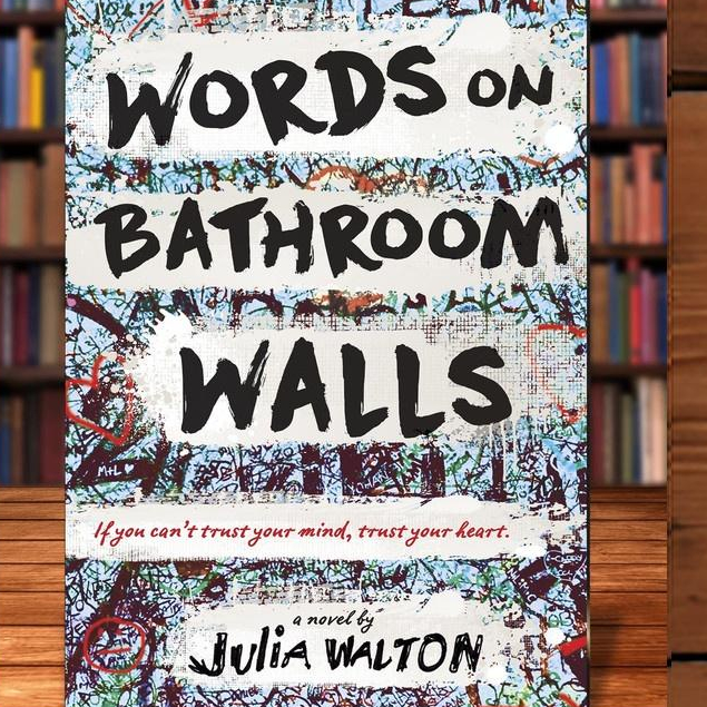 คําบนผนังห้องน้ํา โดย Julia Walton