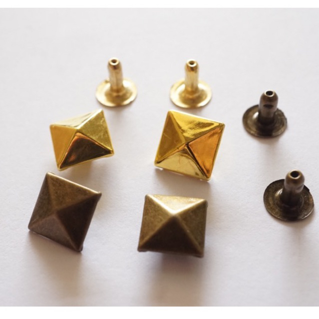 Gold Bronze หรือ Silver Tone Pyramid Stud Rivet สําหรับงานฝีมือหนังอุปกรณ์เสริมผลการค้นหาขนาด 10 มม.