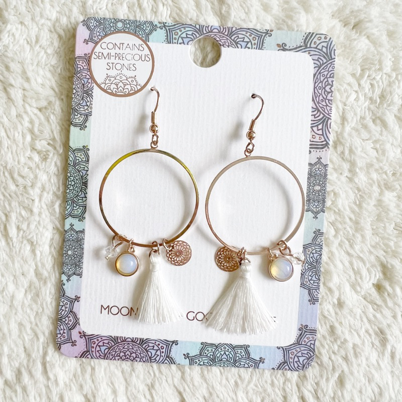 Lovisa Good Fortune Moonstone ต่างหูพู่เครื่องประดับแฟชั่น