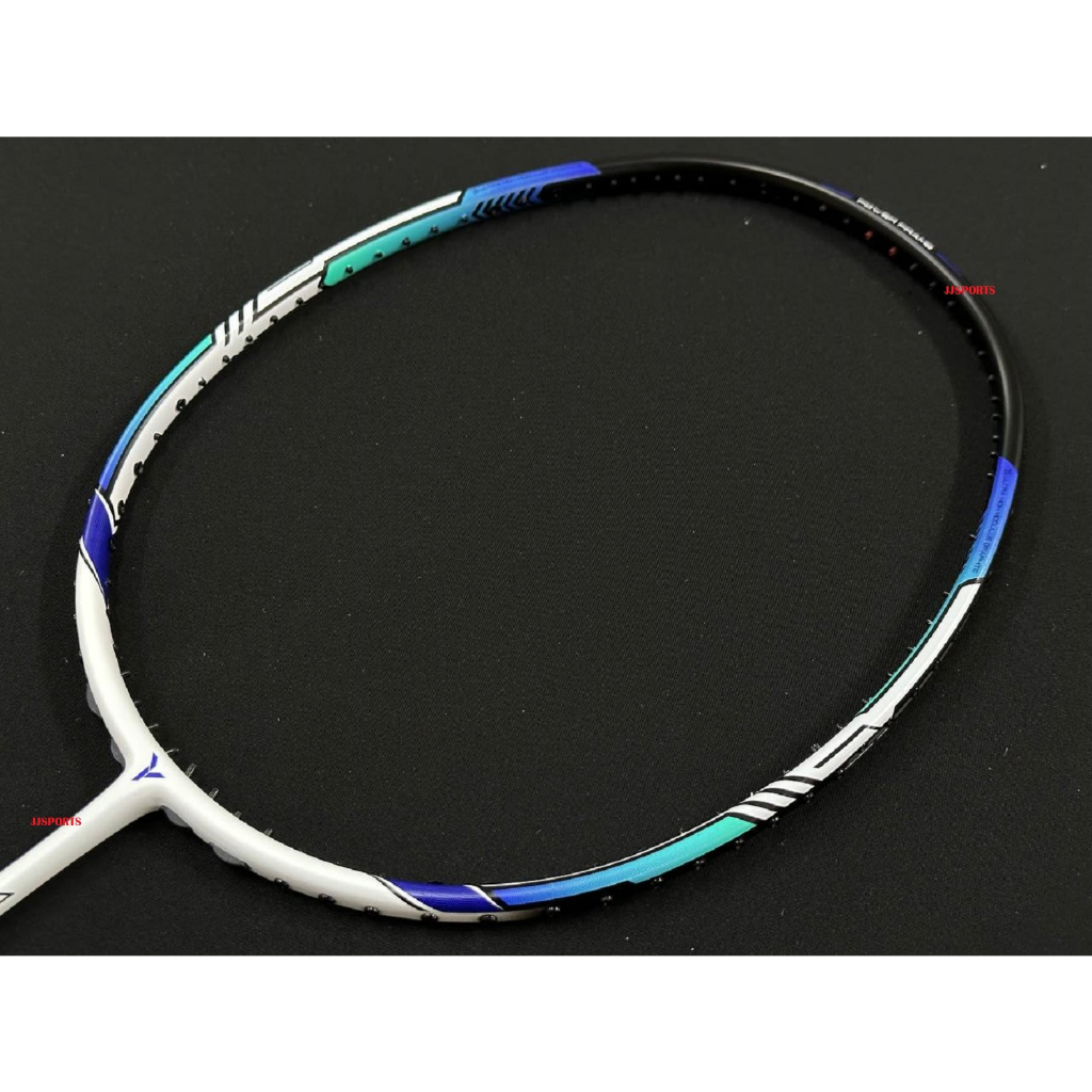 ไม้แบดมินตัน Young Y Flash 8