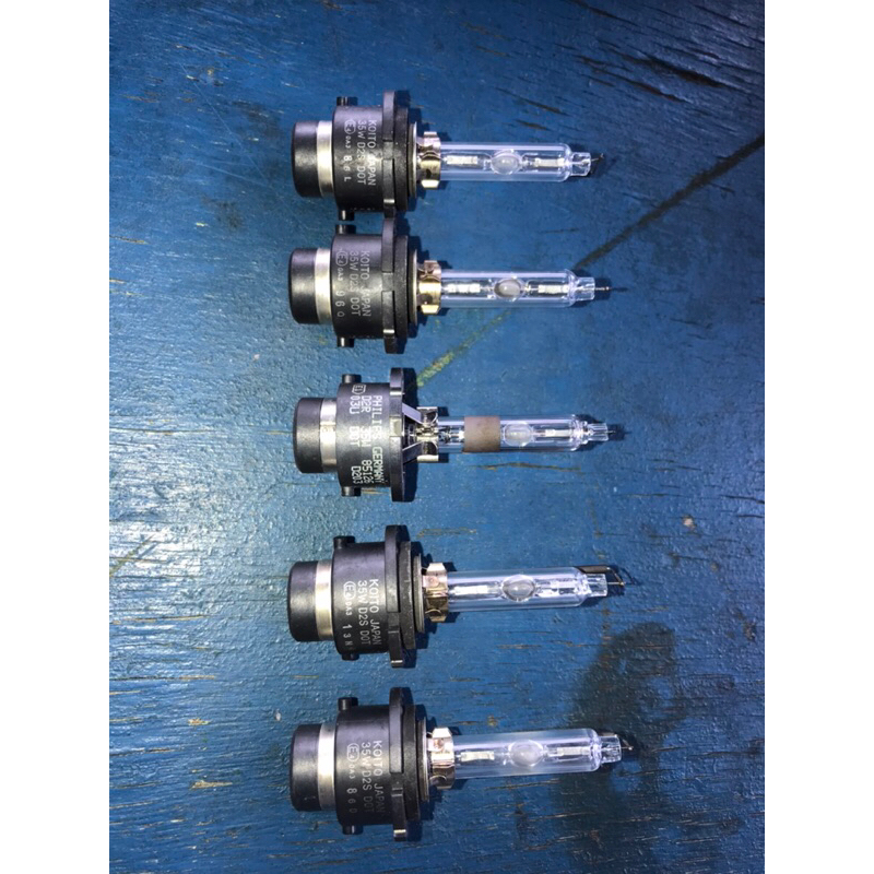 ใช้หลอดไฟ Toyota HID ของญี่ปุ่นสําหรับ D2S 35W