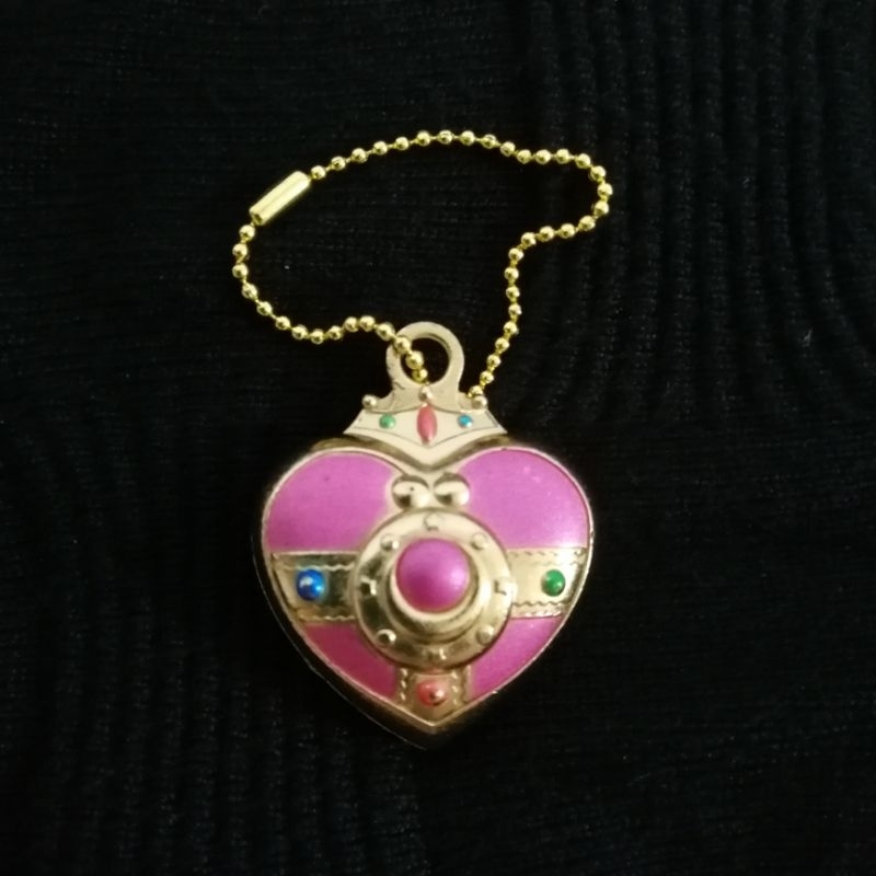 Sailor MOON Cosmic Heart Compact METAL KEYCHAIN COLLECTION