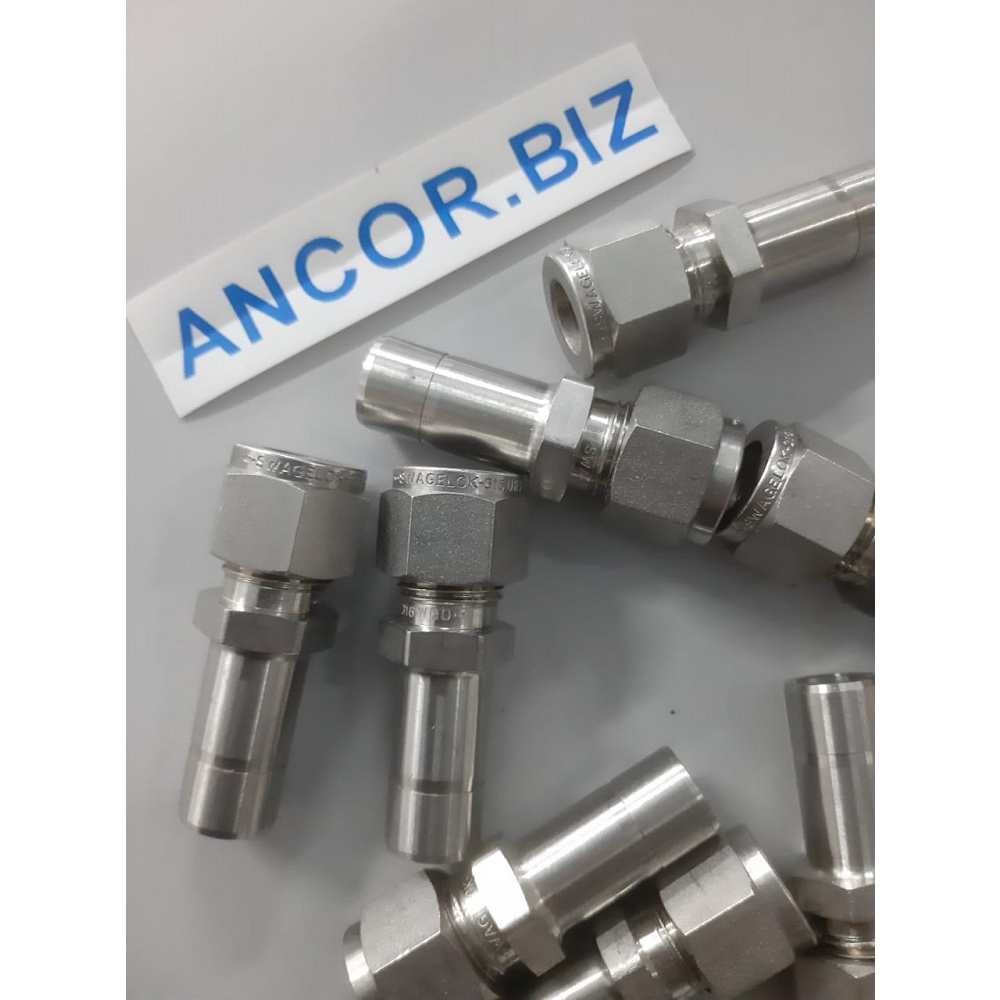 SWAGELOK SS-600-R-8 REDUCER 3/8"OD X 1/2" TUBE