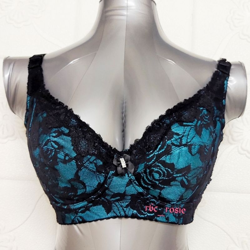 32f/70f NRAL PLUS SIZE BRA WIRED