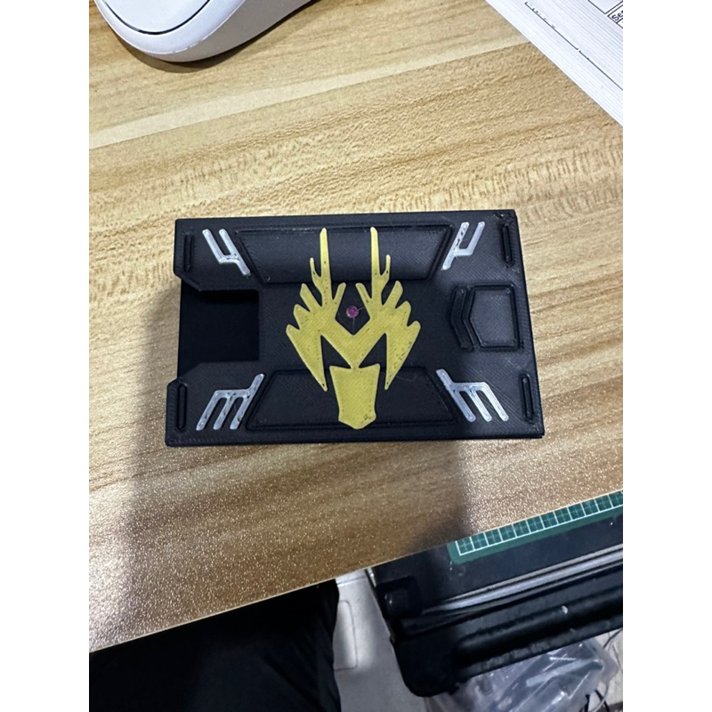 สํารับ Kamen Rider Ryuki (แดงหรือดํา)