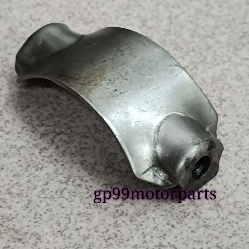 HONDA EX5 EX5 DREAM BODY COVER BRACKET LOWER GP99MOTORPARTS