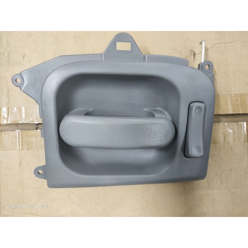 NAZA IRA / KIA CARNIVAL SLIDDING มือจับประตูด้านใน / เปิดประตูด้านใน