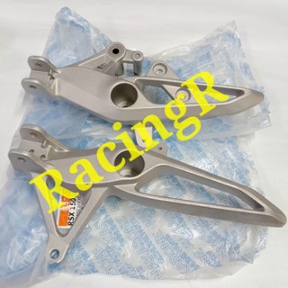 ตัวยึดที่พักเท้า ด้านหน้า ซ้าย ขวา สีเงิน สําหรับ HONDA RSX150 RS X-150 NAKASONE