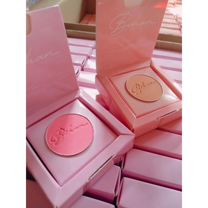 BIHAN BLUSHER cum EYEsHADOW