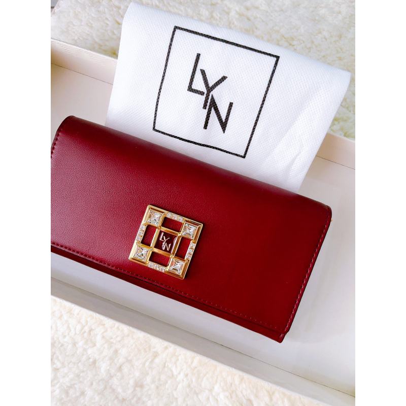 Authentic Brand New Lyn Long Wallet จาก