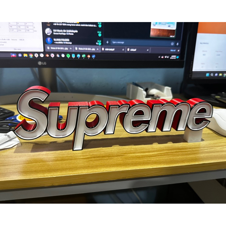 SUPREME โคมไฟ LED USB (ขนาด 284mm x 88mm x 24mm)
